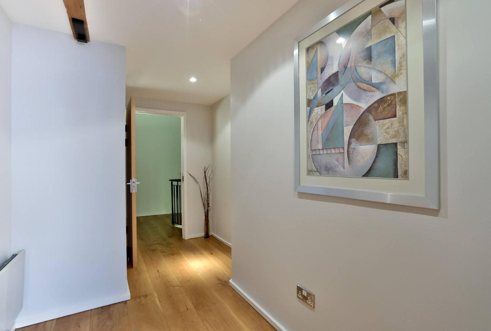 Wild Roses Serviced Apartments - Excel Warehouse 1 런던 외부 사진