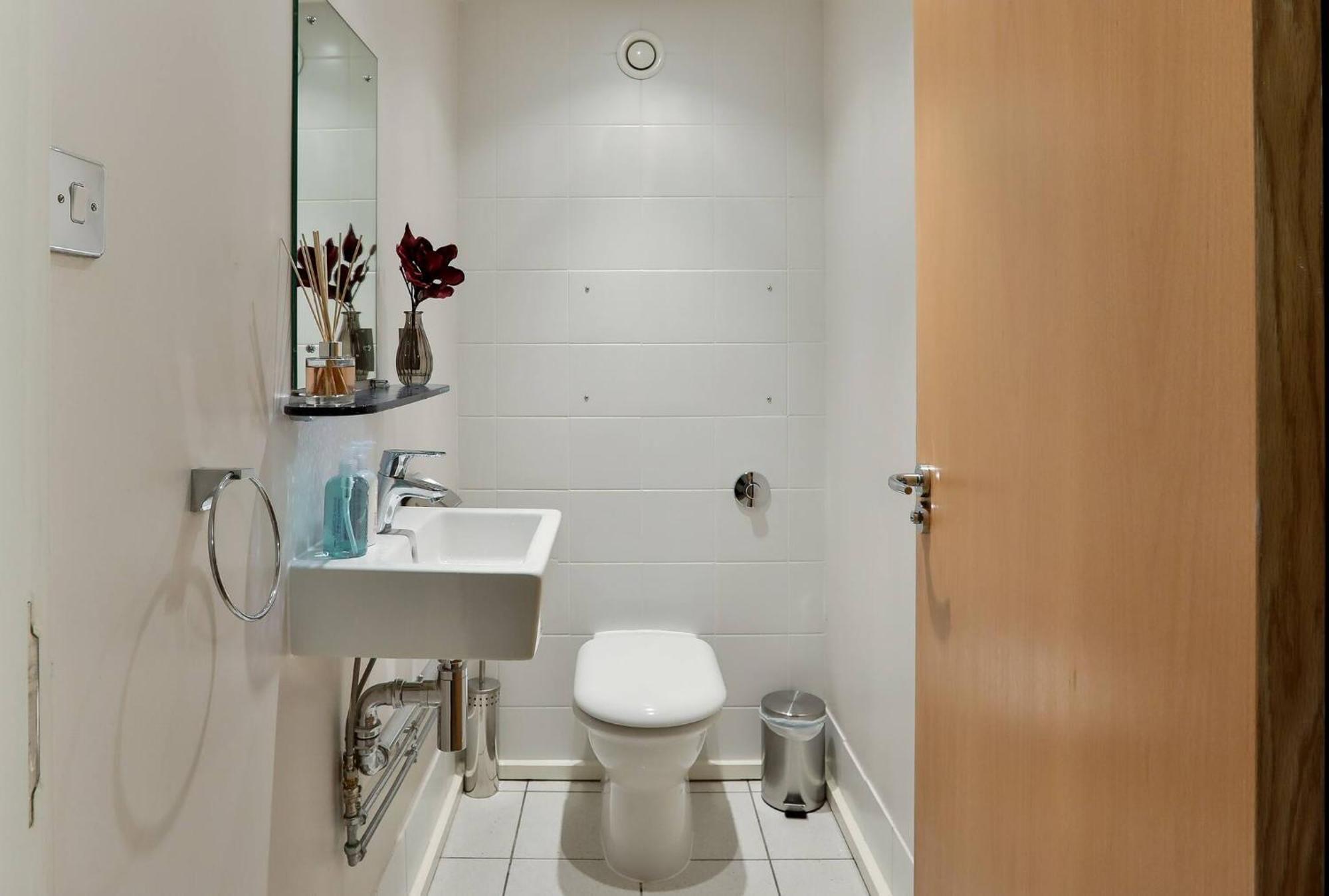 Wild Roses Serviced Apartments - Excel Warehouse 1 런던 외부 사진