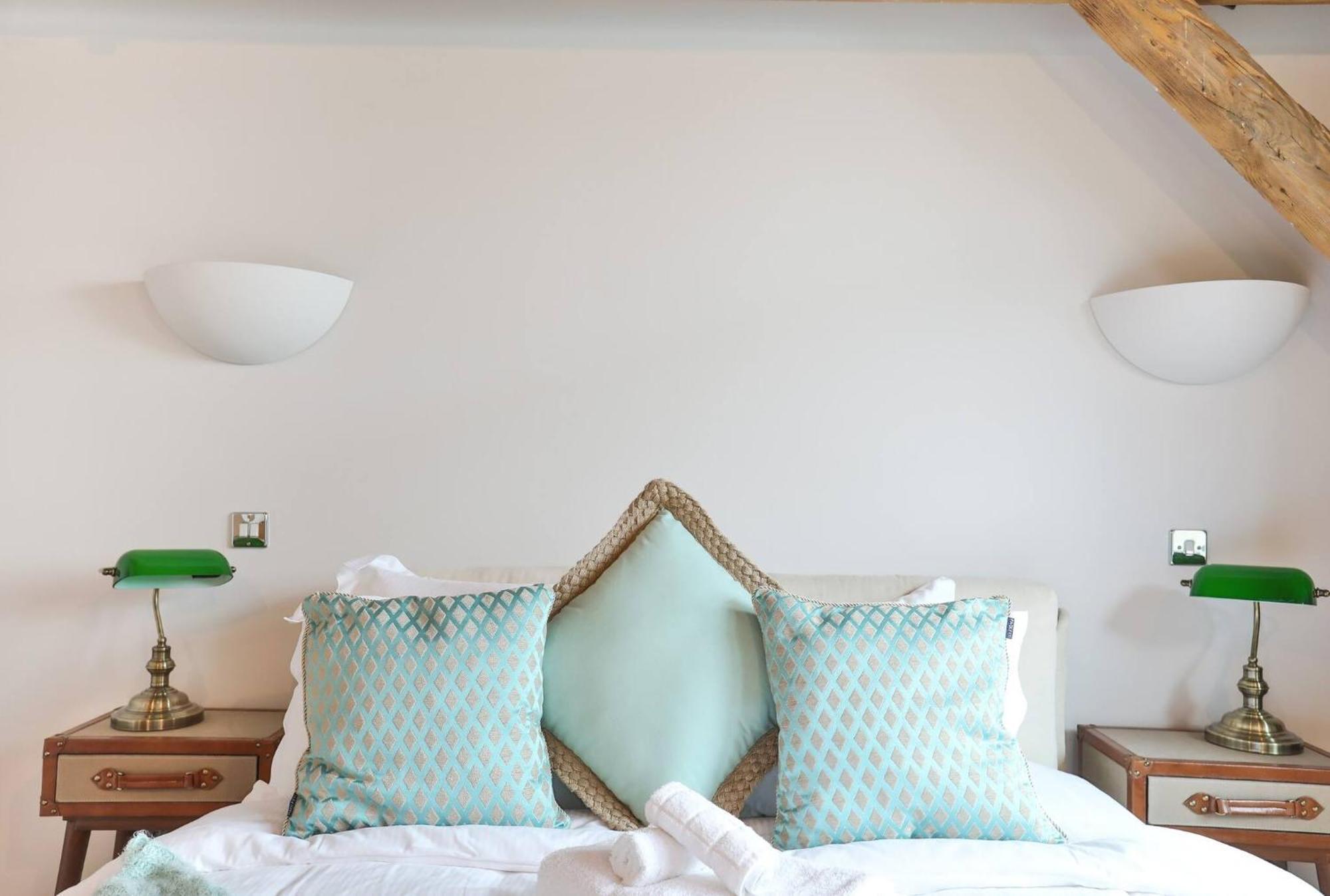 Wild Roses Serviced Apartments - Excel Warehouse 1 런던 외부 사진